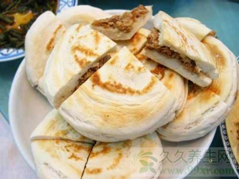 肉 加 馍