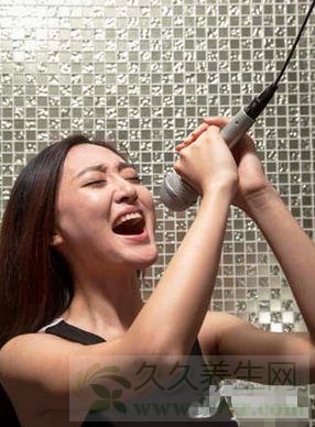 最适合周末的减肥方法 K歌让你疯掉肉