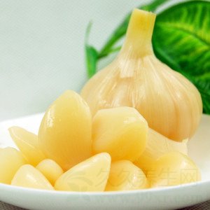 Ʒ