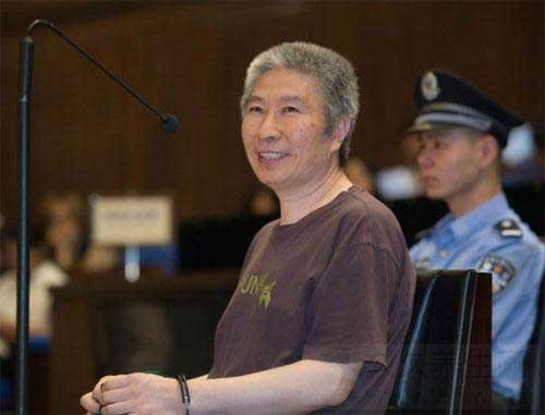 开黑车赚800万 你让的哥们情何以堪