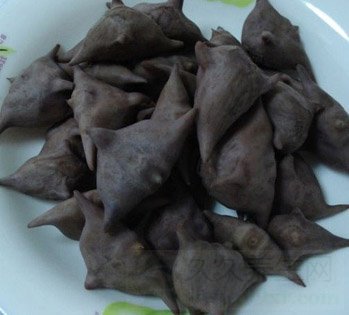 菱角的功效与作用及食用方法