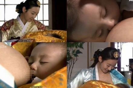 韩版甄嬛传 宋善美喂奶胸部全露