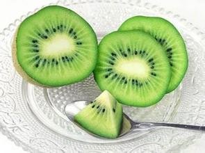 中年男性健身的饮食营养