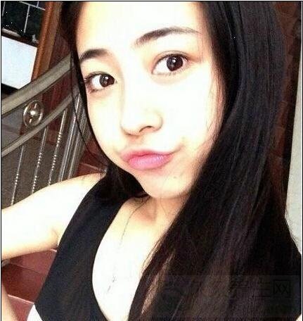 华师女神毕业生谢贝梅爆红 获赞厦门最美班主任(图)