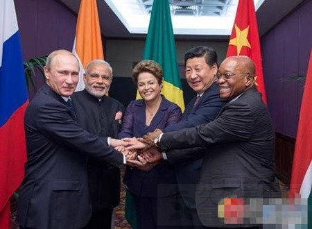 g20Ὣں