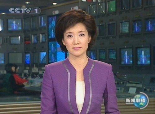 李修平告别新闻联播退居二线