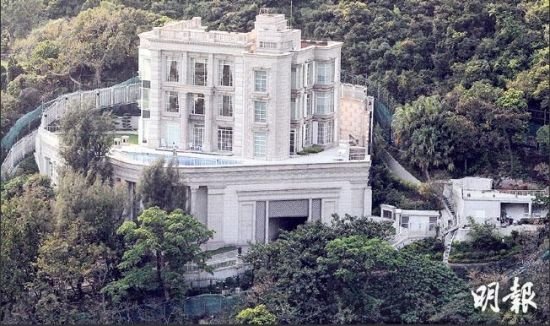 男子爬入李嘉诚住宅
