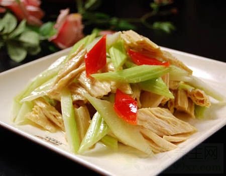 春季多吃四道清火菜