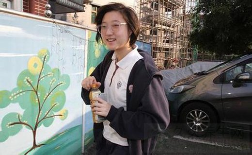 小龙女想见成龙遭拒