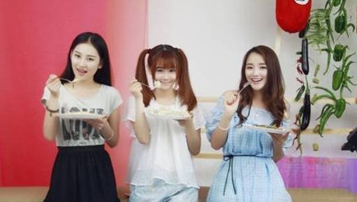 90后最美厨娘照走红