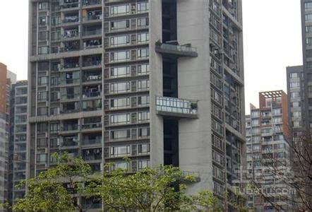 最牛空中违建