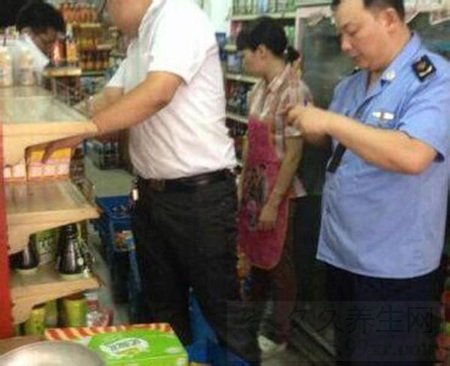 东莞超市饮料遭投毒