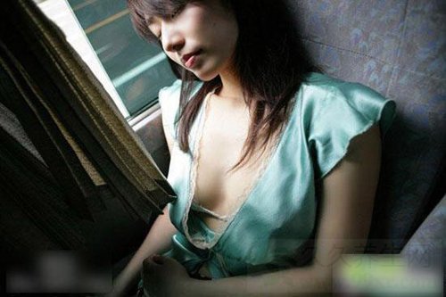 小三:大奶把我肚里双胞胎给杀了