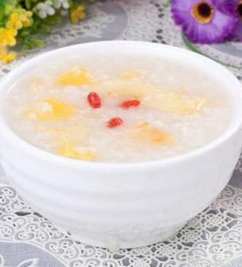 夏季得了湿疹怎么办 夏季得了湿疹吃什么好