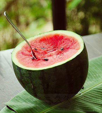 夏季吃西瓜最解暑 这7类人吃西瓜要谨慎