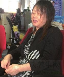 女子向好友泼硫酸