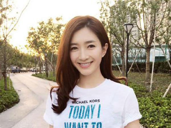 胡歌前女友发文