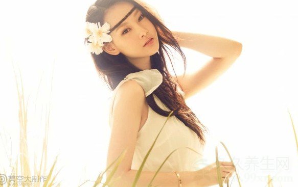 与熟妇女上司互相发泄生理需要的同居生活