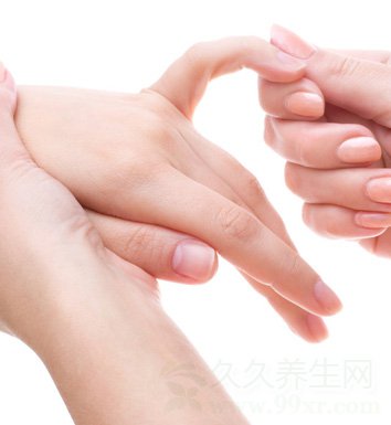 情绪不佳怎么办 缓解心悸的中医穴位按摩法