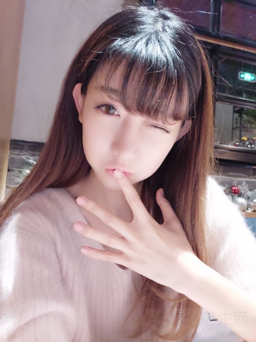 7Ƶ