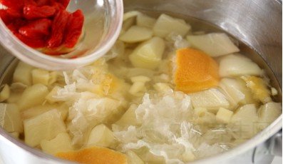 送给你感冒小秘方 惊蛰吃梨