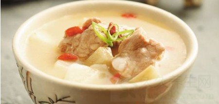 巧用药膳莲子百合瘦肉汤调失眠