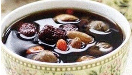巧用药膳莲子百合瘦肉汤调失眠