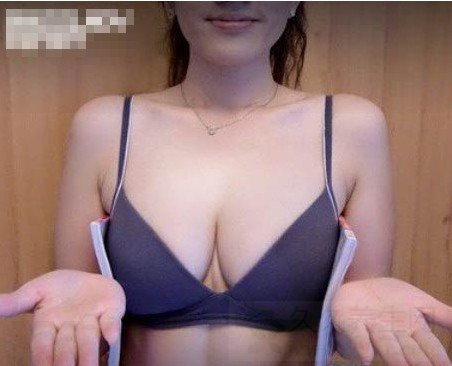丰胸正确的按摩手法