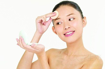 换季如何选择护肤品? 拯救敏感期的皮肤