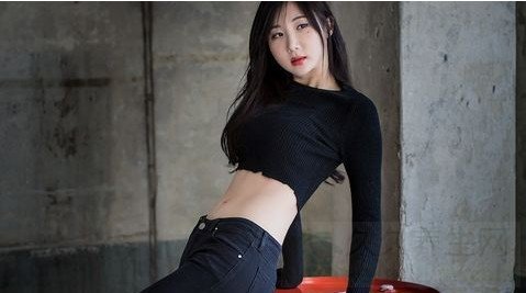 夏季如何练出小蛮腰