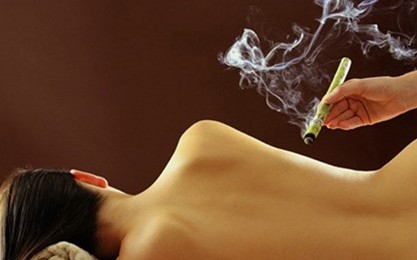 女人艾灸的好处和注意事项