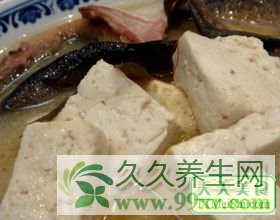 泥鳅炖豆腐菜谱图片