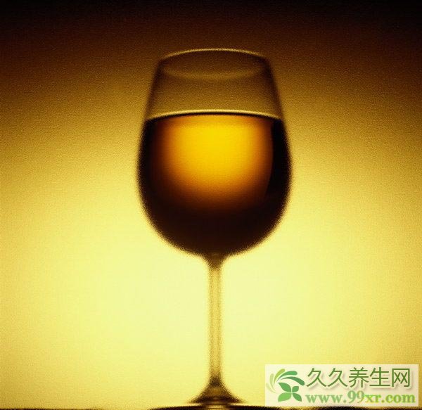 常喝红酒能防晒,葡萄酒,红酒,红葡萄酒,久久养生网